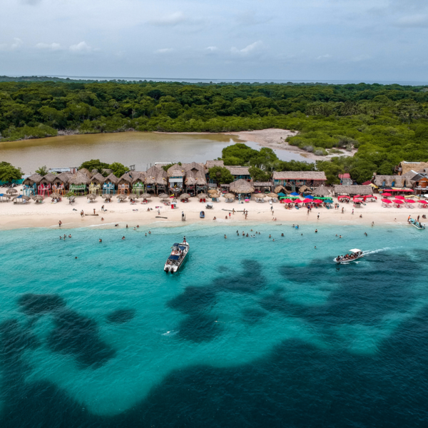 PLAYA BLANCA  CON ALMUERZO Y ACUARIO.